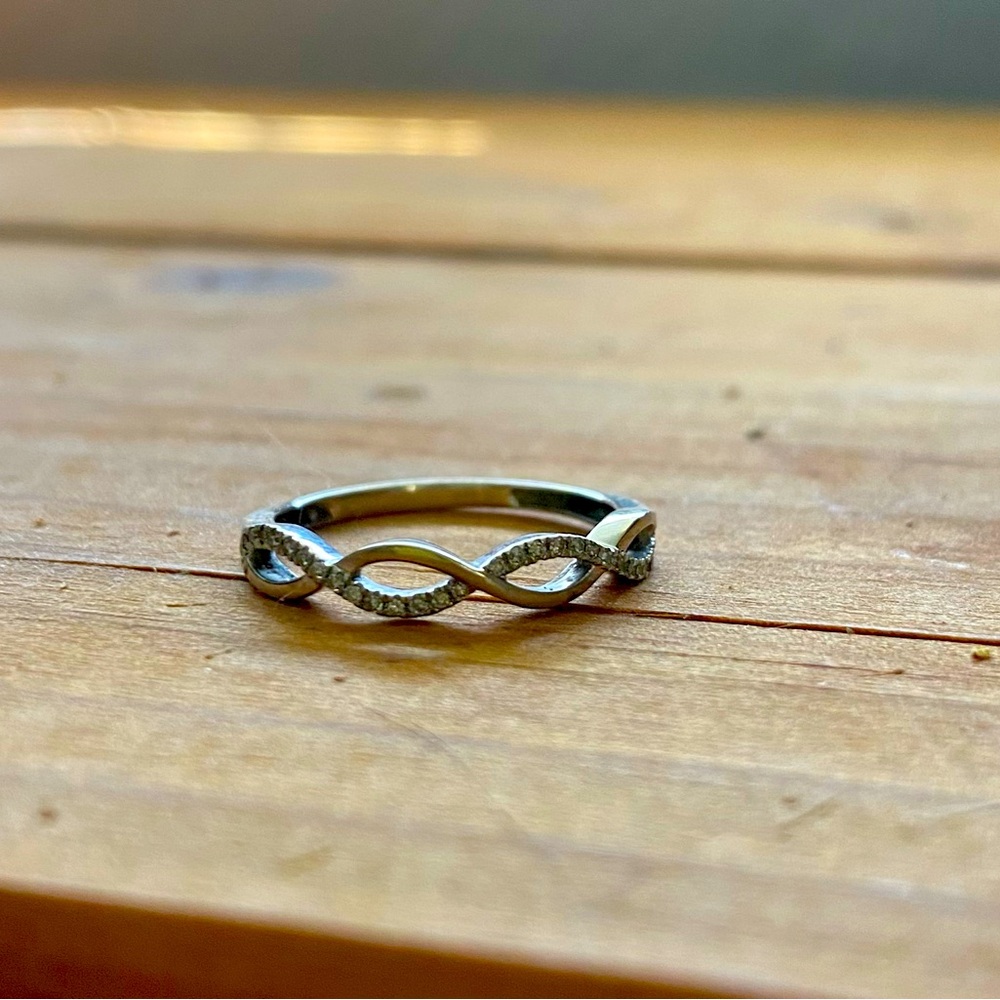 Sterling silver ring.